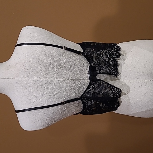 Shein  lingerie - Picture 2 of 3